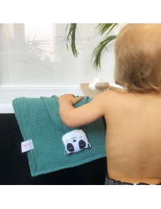 Doudou Panda en double gaze vert eucalyptus - CAROTTE &... 2