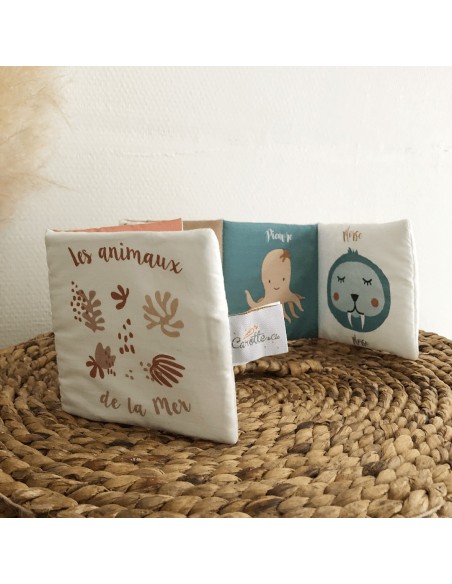 Livre d’éveil Animaux de la mer avec bruitages - CAROTTE & Cie 0+