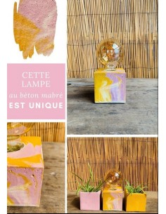 Lampe cube béton marbré rose et jaune - JUNNY 2