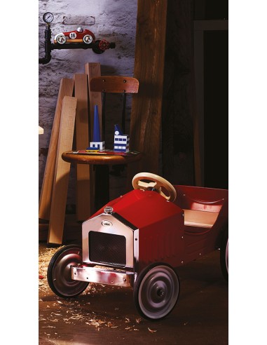 Voiture rouge à pédales Vilac