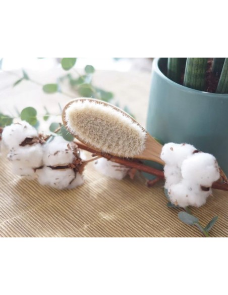 Brosse à cheveux pour bébé en Bambou en Bambou - CAP BAMBOU