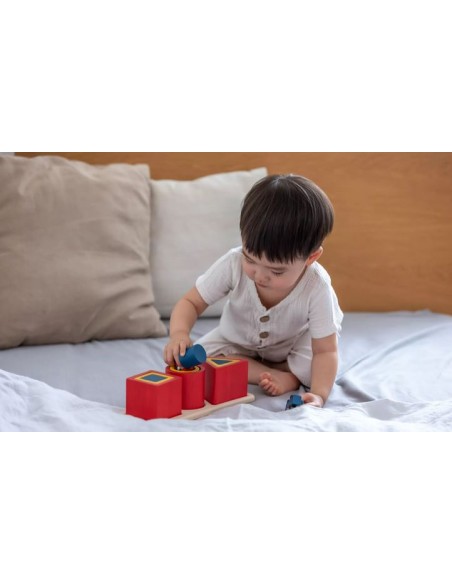 Puzzle encastrements 3 formes - PLAN TOYS
