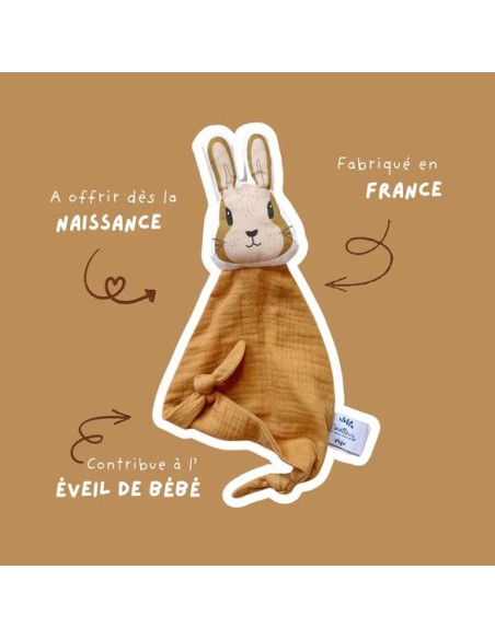 Doudou Lapin en double gaze de coton camel - CAROTTE & CIE 0+